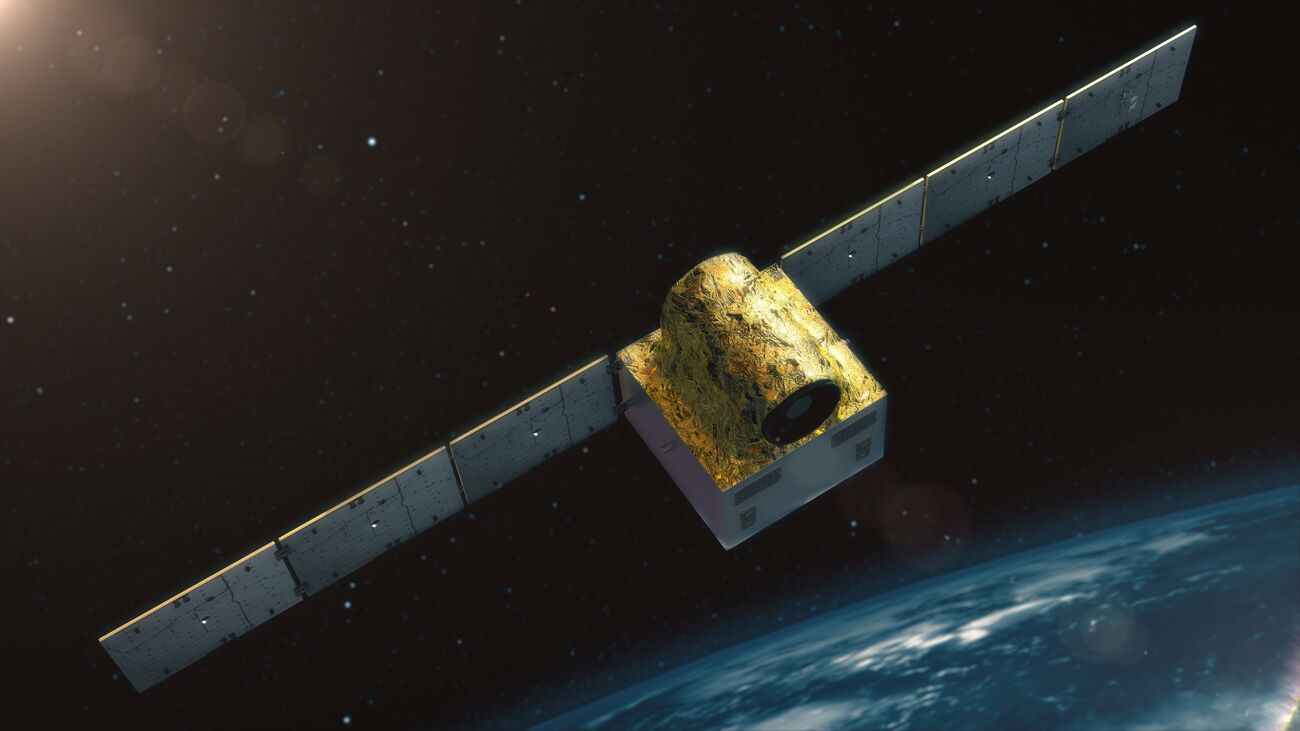 Satellite-EO-P20-300-deployed